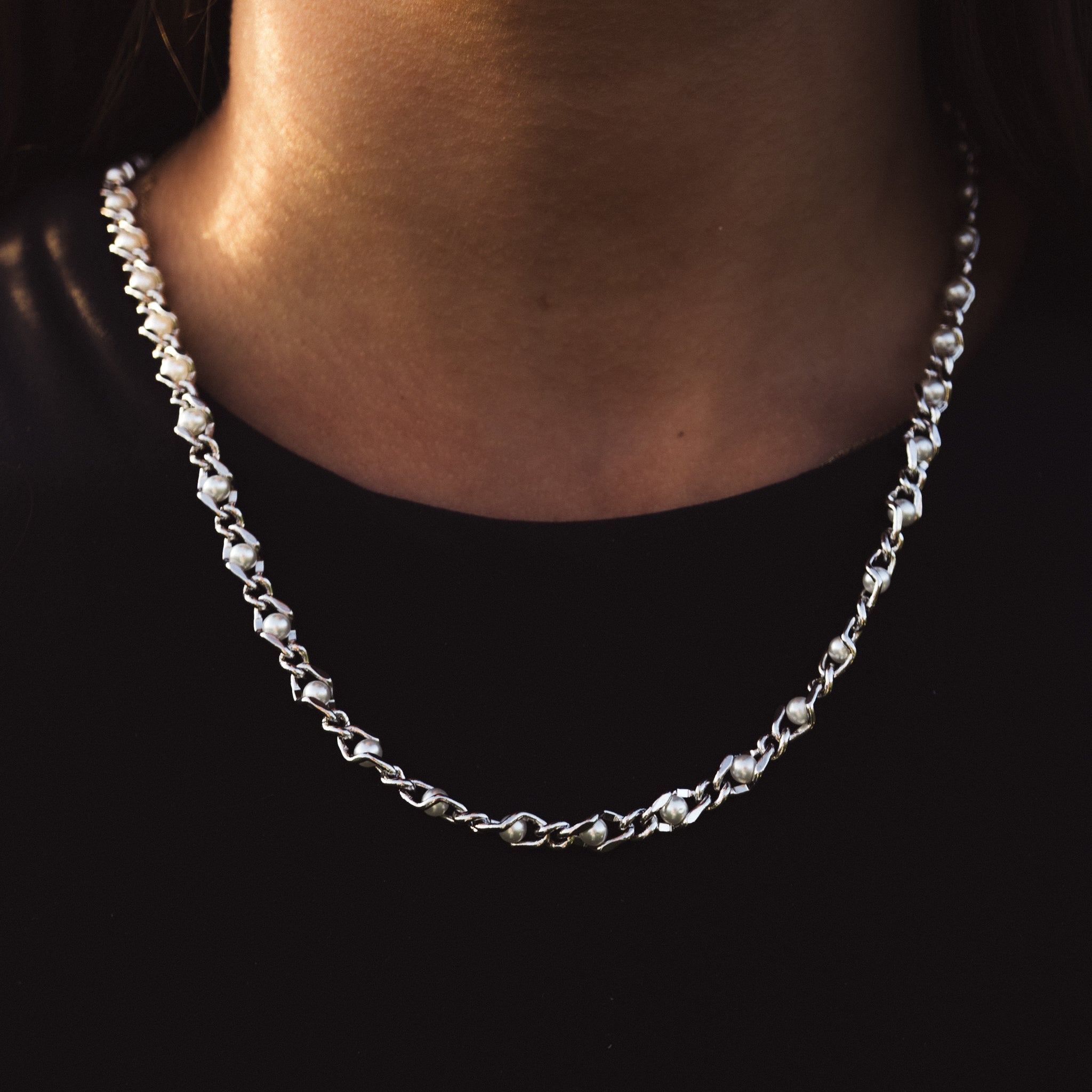 THE PEARL (Necklace)